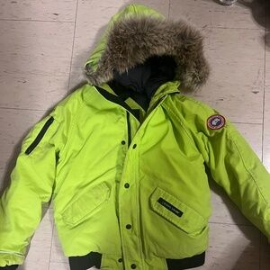Canada Goose Youth Chiliwack Bomber with real fur